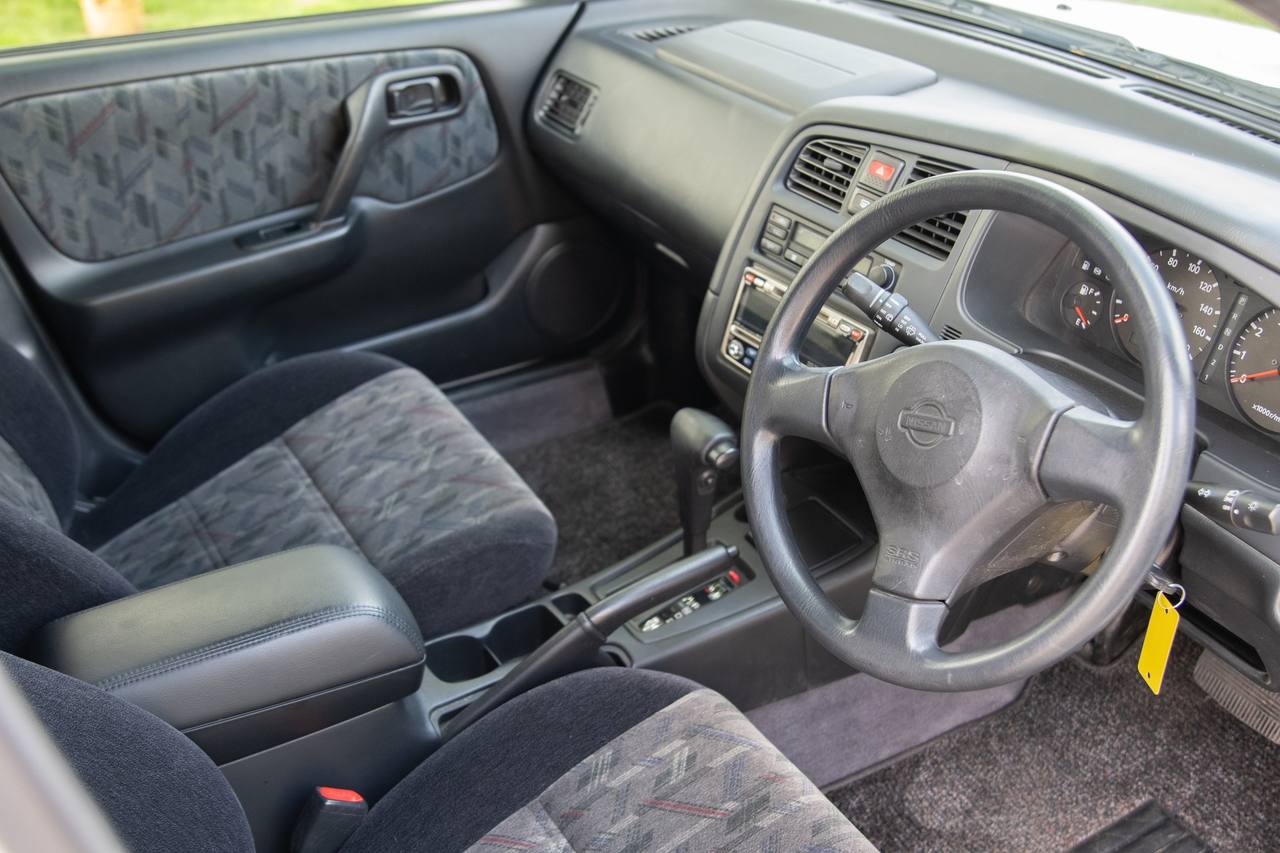 2000 Nissan Primera Estate RWD, PW, PL, PS, Automatic