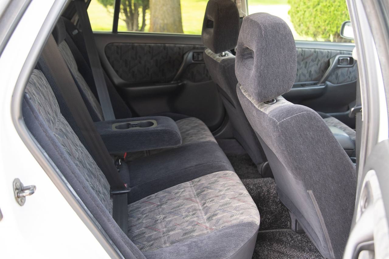 2000 Nissan Primera Estate RWD, PW, PL, PS, Automatic