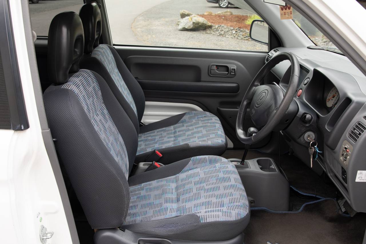 2000 Honda Z UM-4 Turbo Intercooled AWD, PS,PW,PL,AC, Automatic
