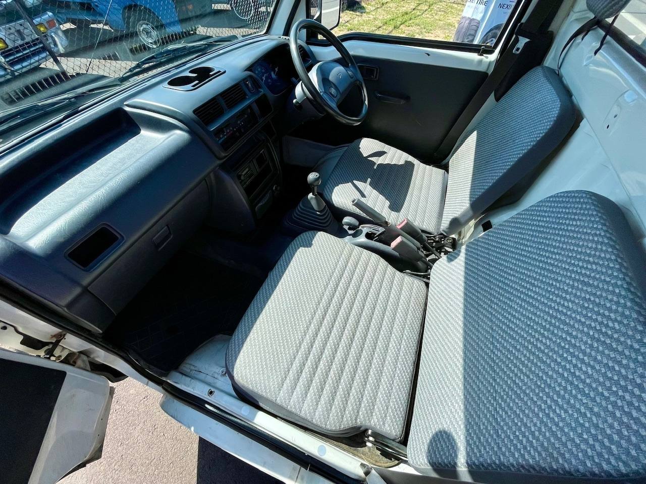 1999 Daihatsu Hi-Jet EFI DLI Twincam 4WD, 2Hi-4Hi-4Lo, 5MT