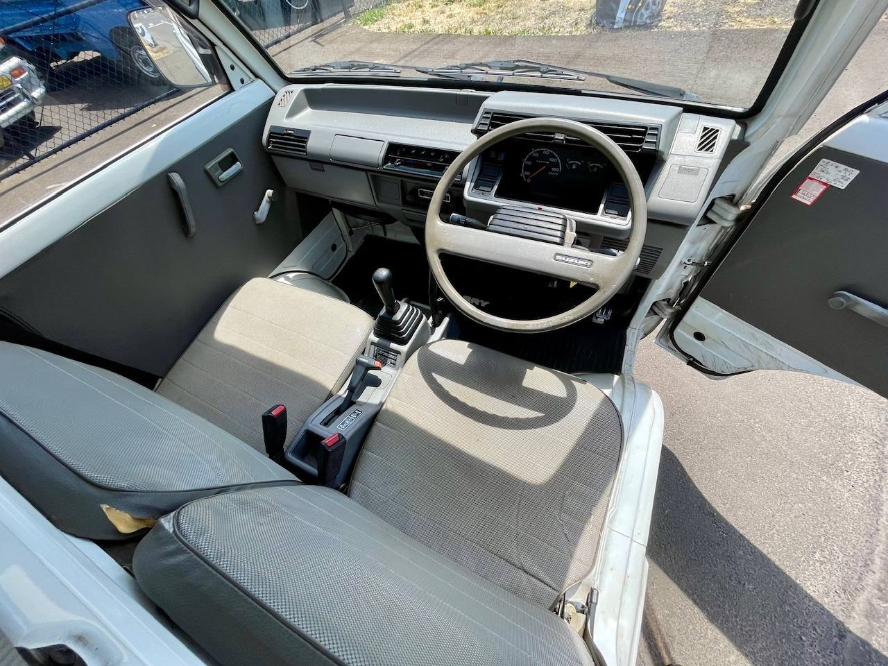 1990 Suzuki Carry Classic 4WD, 2Hi-4Hi-4Lo, 4MT, Difflock