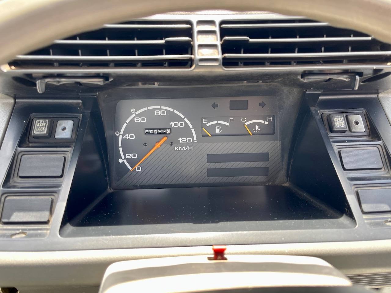 1990 Suzuki Carry Classic 4WD, 2Hi-4Hi-4Lo, 4MT, Difflock