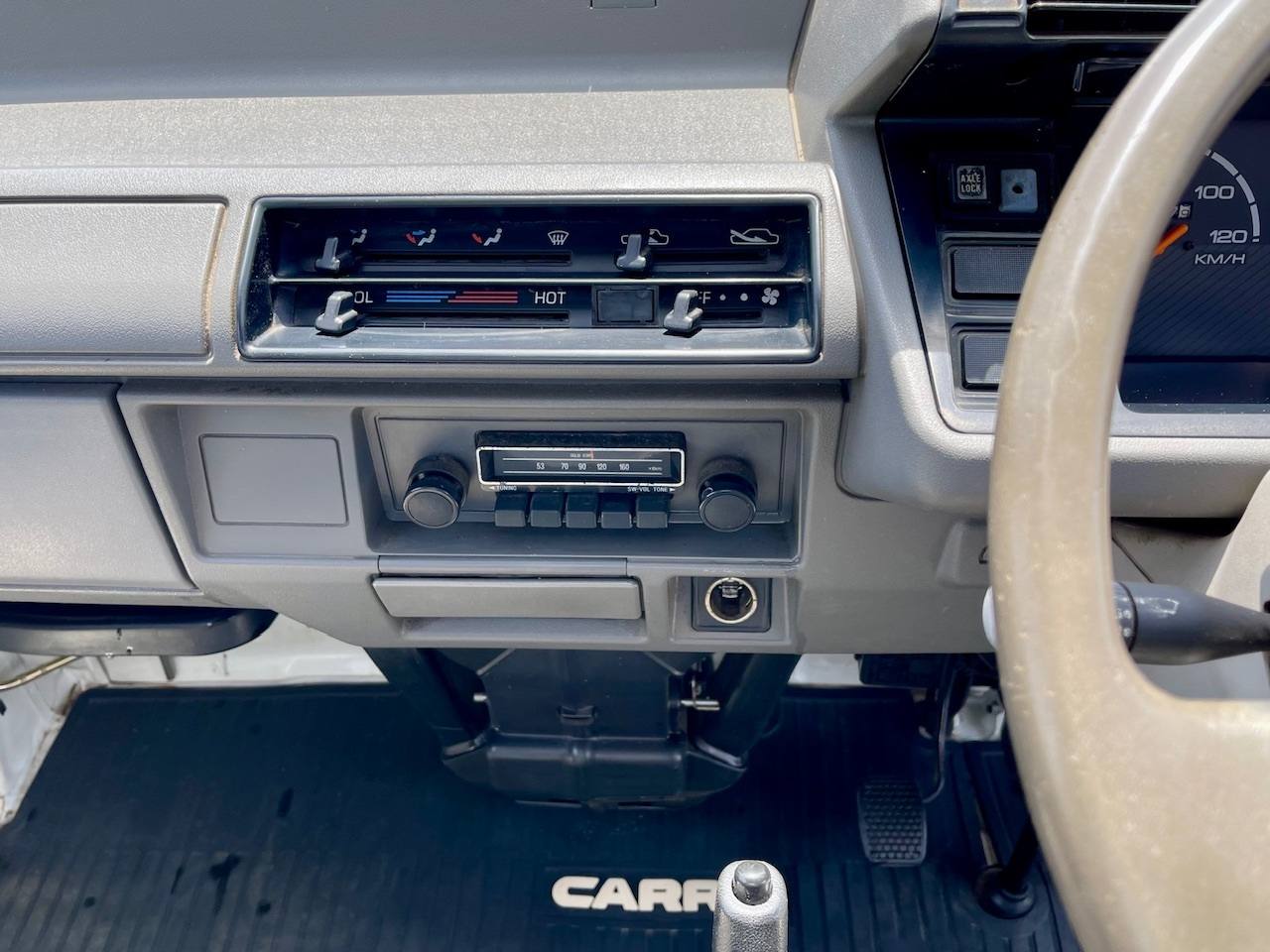 1990 Suzuki Carry Classic 4WD, 2Hi-4Hi-4Lo, 4MT, Difflock