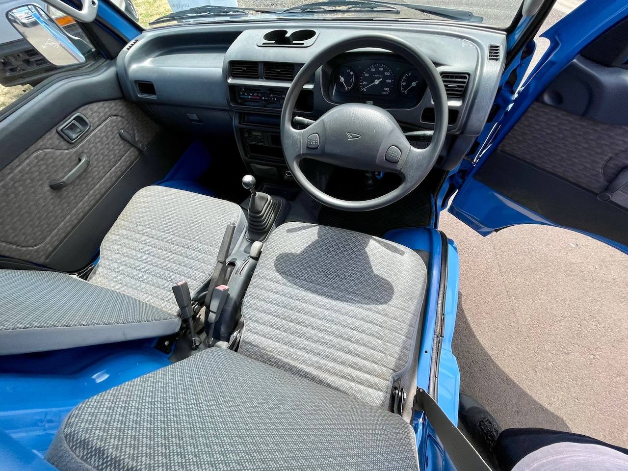 1999 Daihatsu Hi-Jet EFI DLI Twincam 4WD, 2Hi-4Hi-4Lo, 5MT, Like New!