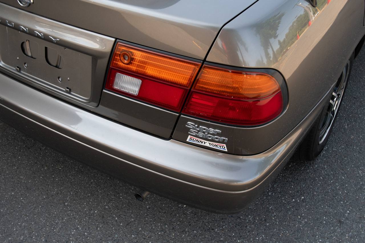 1996 Nissan Sunny Super Saloon FWD, EFI, PS, PW, ABS, AC, Auto