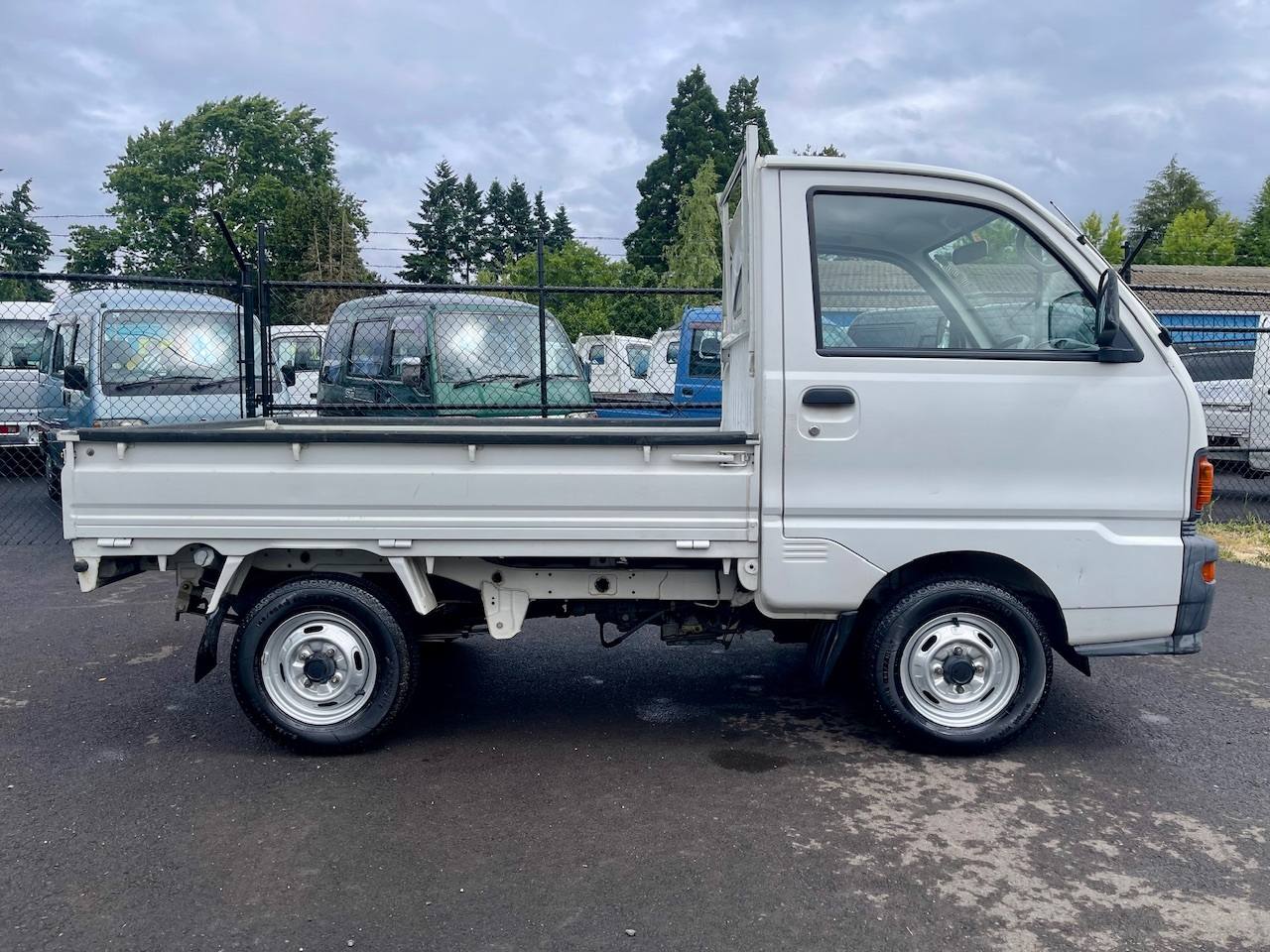 1996 Mitsubishi Minicab TD 4WD, 2Hi-4Hi, Automatic
