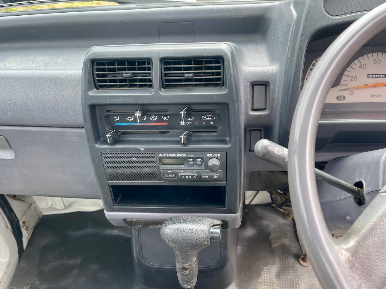 1996 Mitsubishi Minicab TD 4WD, 2Hi-4Hi, Automatic