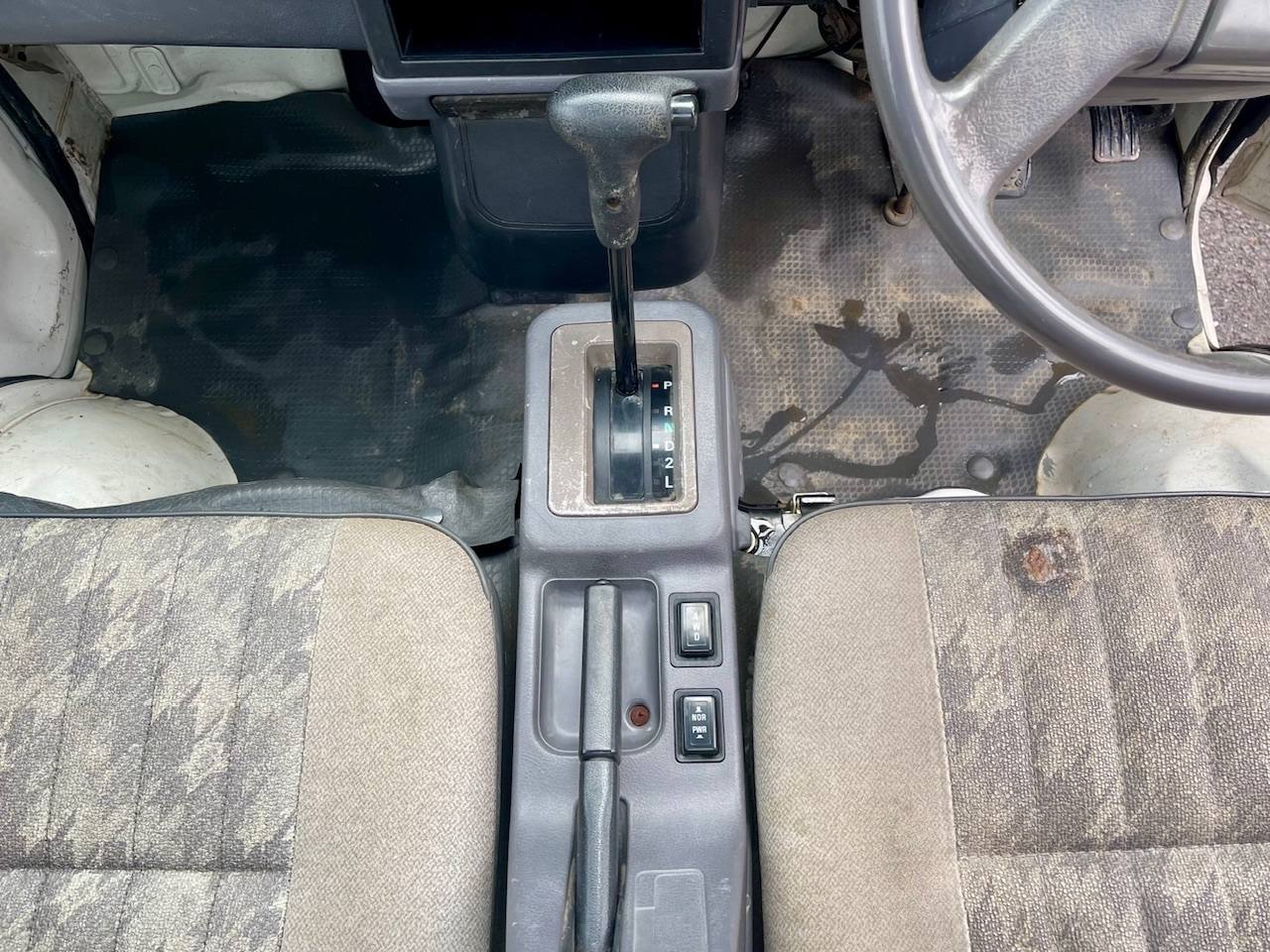 1996 Mitsubishi Minicab TD 4WD, 2Hi-4Hi, Automatic