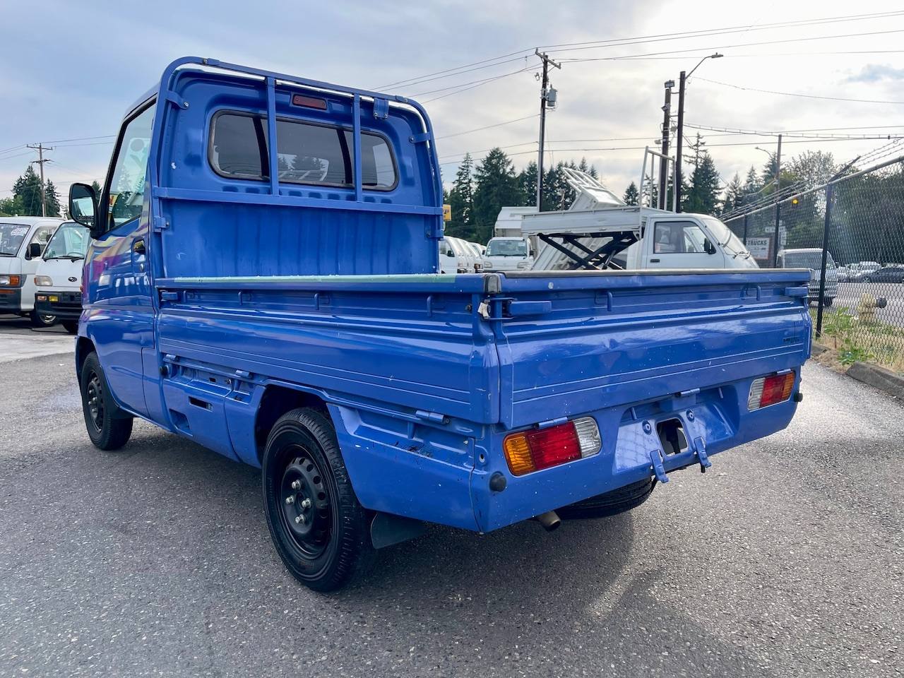 2000 Mitsubishi Minicab Special Edition 4WD, 2Hi-4Hi-4Lo, AC, PS, 5MT