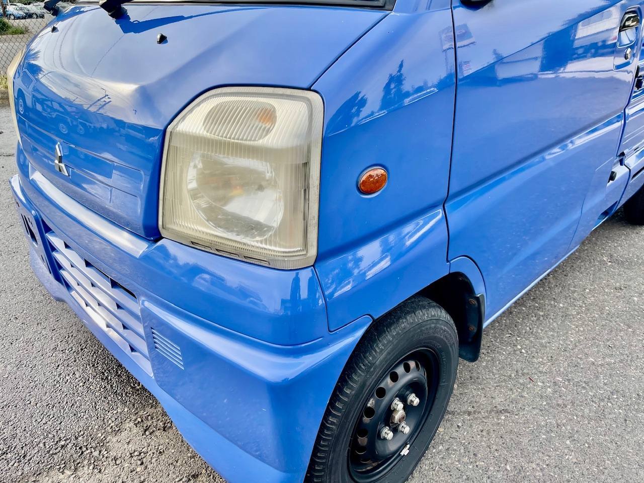 2000 Mitsubishi Minicab Special Edition 4WD, 2Hi-4Hi-4Lo, AC, PS, 5MT