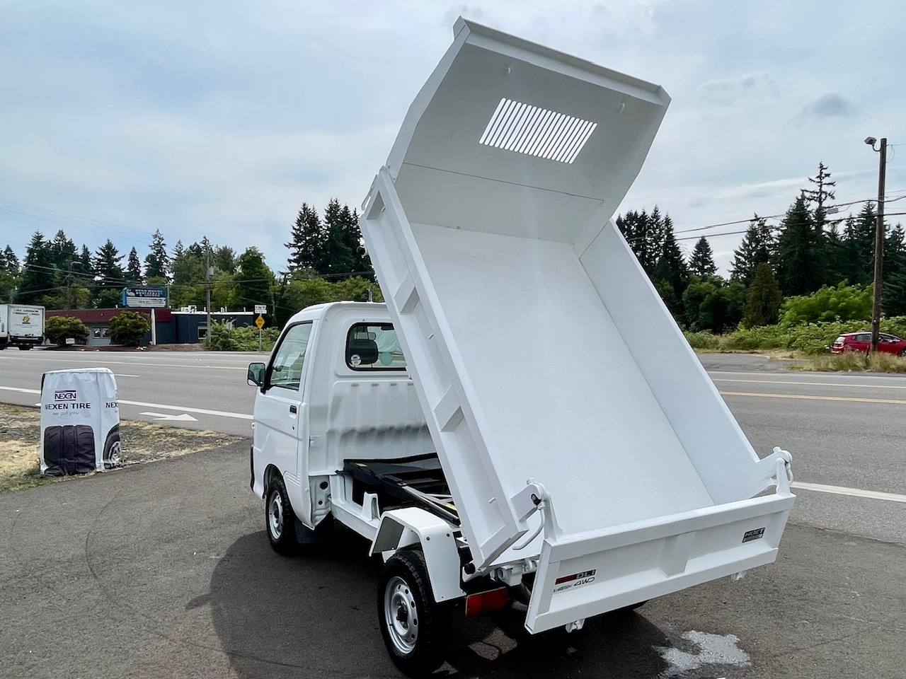 1999 Daihatsu Hi-Jet PTO HD Dump EFI 4WD, 2Hi-4Hi-4Lo, AC, 5MT