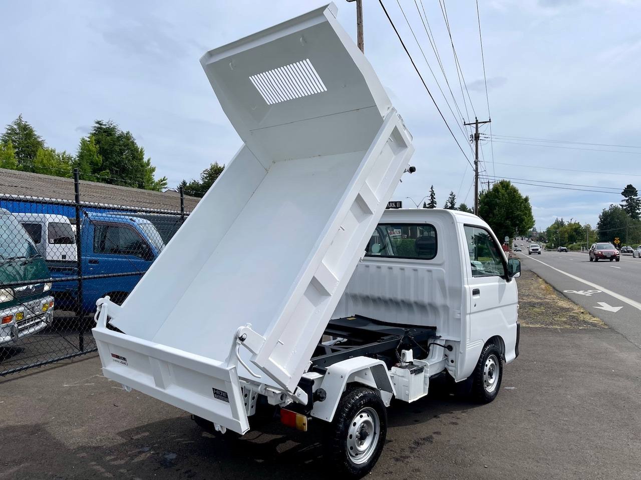 1999 Daihatsu Hi-Jet PTO HD Dump EFI 4WD, 2Hi-4Hi-4Lo, AC, 5MT