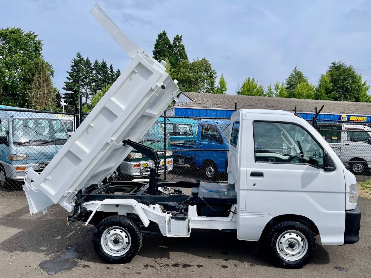 1999 Daihatsu Hi-Jet PTO HD Dump EFI 4WD, 2Hi-4Hi-4Lo, AC, 5MT