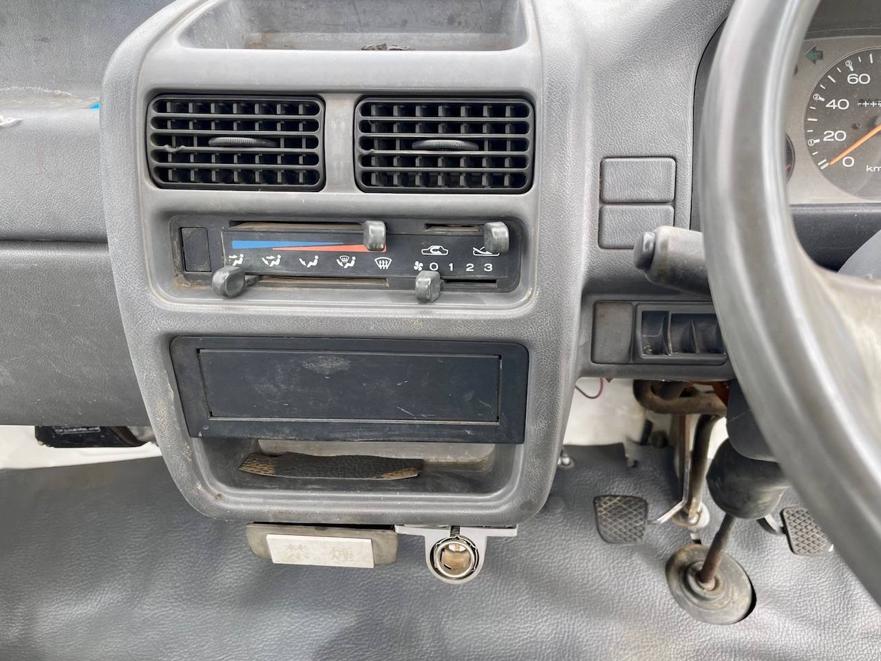 1991 Subaru Samber 3-Way Dump 4WD, 2Hi-4Hi, EL Gear, 5MT