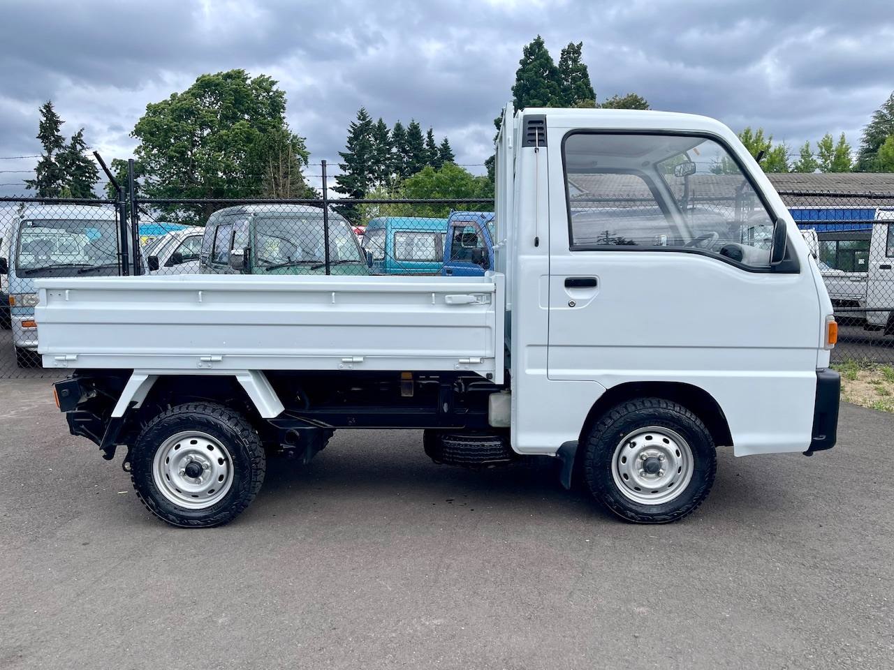 1995 Subaru Sambar SD Dump 4WD, 2Hi-4Hi, EL Gear, 5MT, Like New!