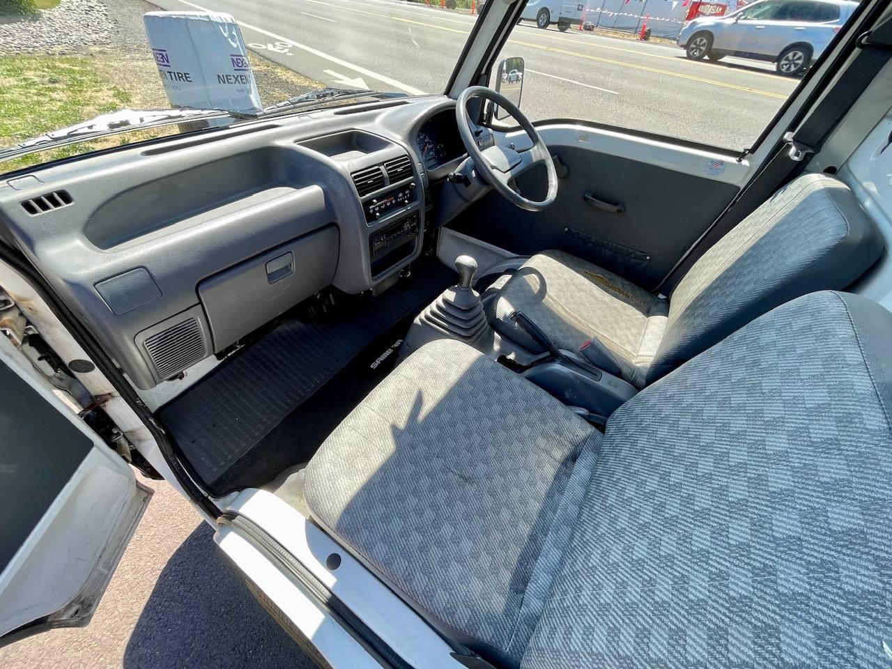 1996 Subaru Sambar SS Dump  4WD, 2Hi-4Hi, 5MT, Diff Lock