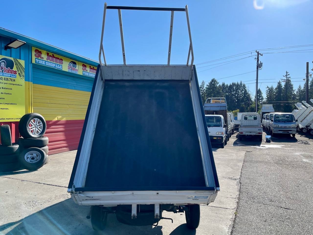 1995 Mitsubishi Minicab SD Dump 4WD, 2Hi-4Hi-4Lo, PS, AC, 5MT, LSD