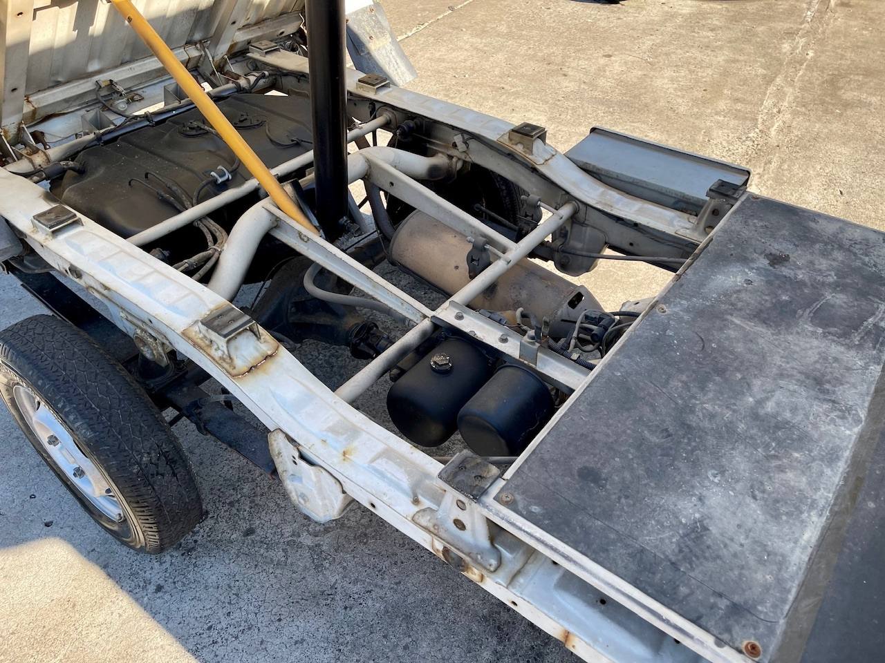 1995 Mitsubishi Minicab SD Dump 4WD, 2Hi-4Hi-4Lo, PS, AC, 5MT, LSD