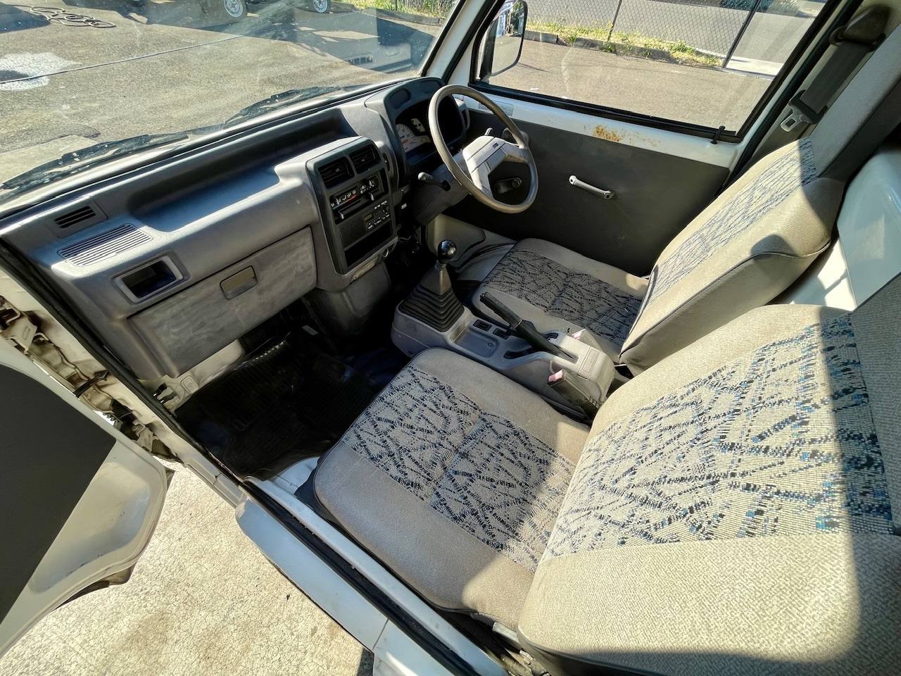 1995 Mitsubishi Minicab SD Dump 4WD, 2Hi-4Hi-4Lo, PS, AC, 5MT, LSD