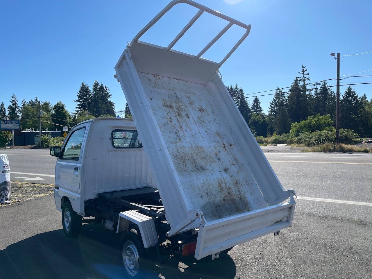 1998 Mitsubishi Minicab VX SE HD Dump 4WD, 2Hi-4Hi-4Lo, AC, PS, 5MT