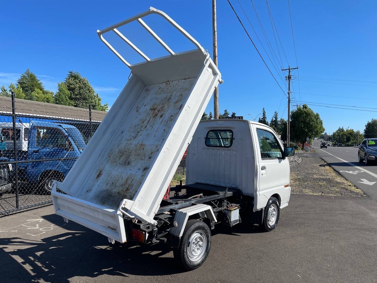 1998 Mitsubishi Minicab VX SE HD Dump 4WD, 2Hi-4Hi-4Lo, AC, PS, 5MT