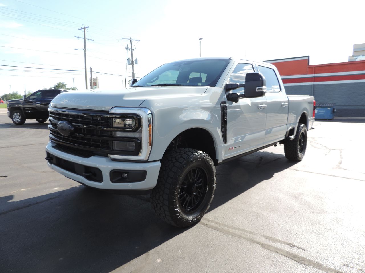 2025 Ford F-250 SD Crew Cab Platinum Tremor 4WD