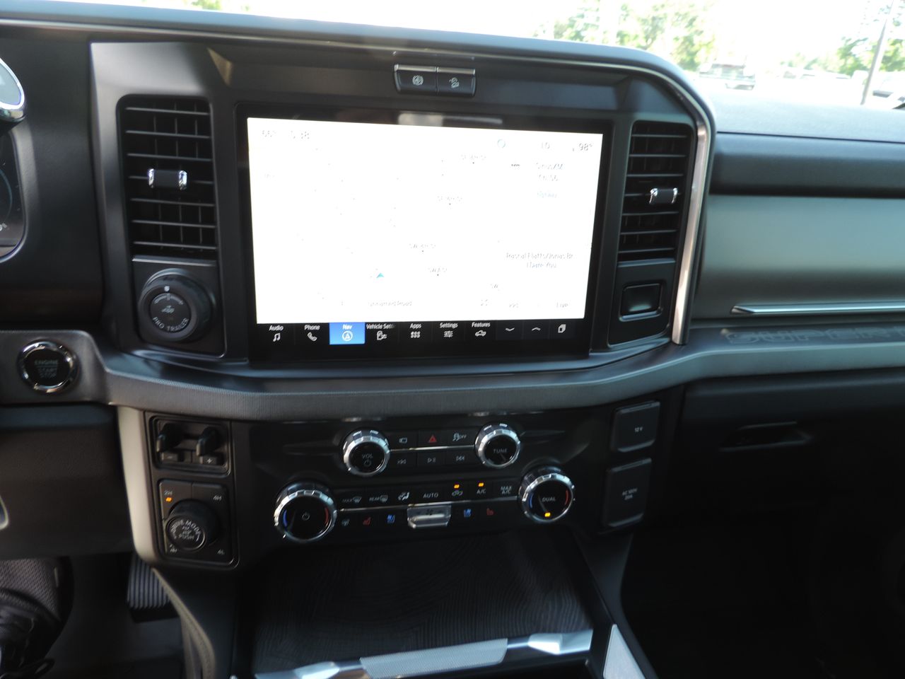 2025 Ford F-250 SD Crew Cab Platinum Tremor 4WD