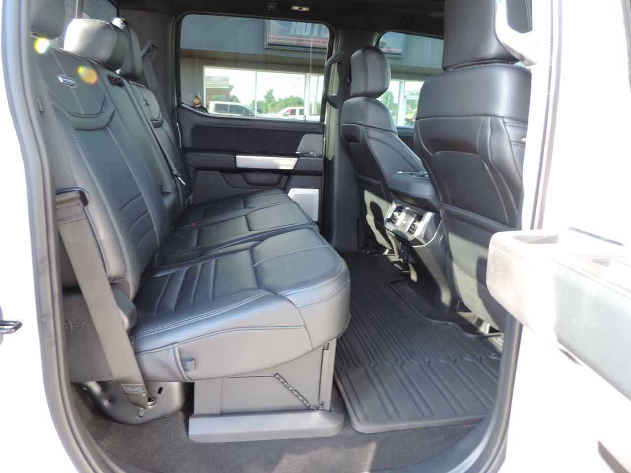 2025 Ford F-250 SD Crew Cab Platinum Tremor 4WD