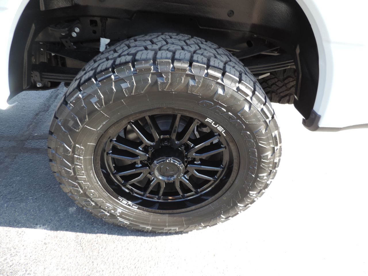 2025 Ford F-250 SD Crew Cab Platinum Tremor 4WD