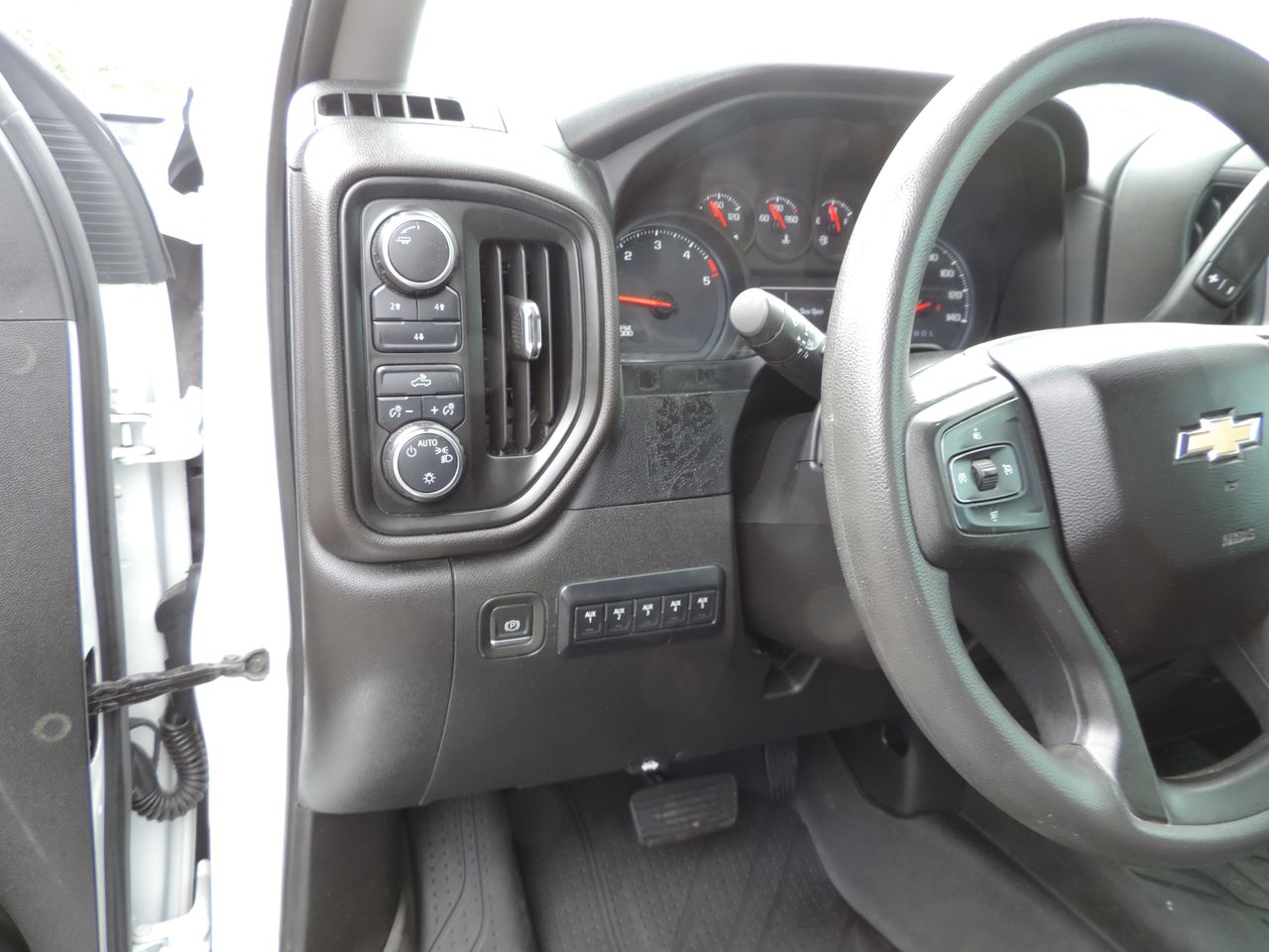 2023 Chevrolet Silverado 3500HD Reg. Cab W/T F/B DRW 4WD