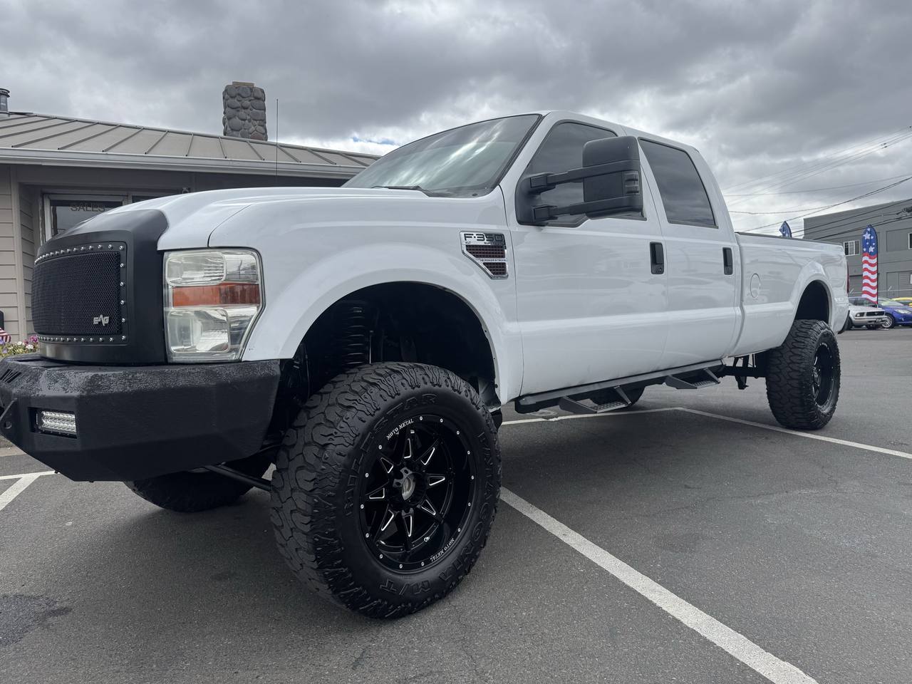  2008 Ford F-350 Super Duty XLT Crew Cab LB 4WD   