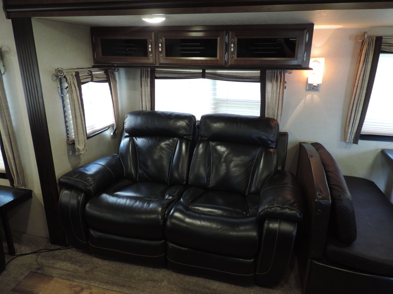 2017 Forest River  272RL Heritage Glen