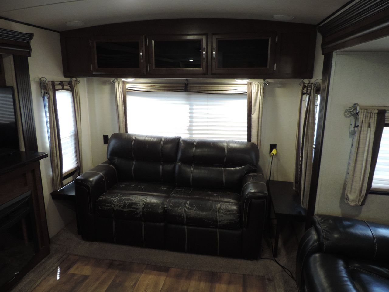 2017 Forest River  272RL Heritage Glen