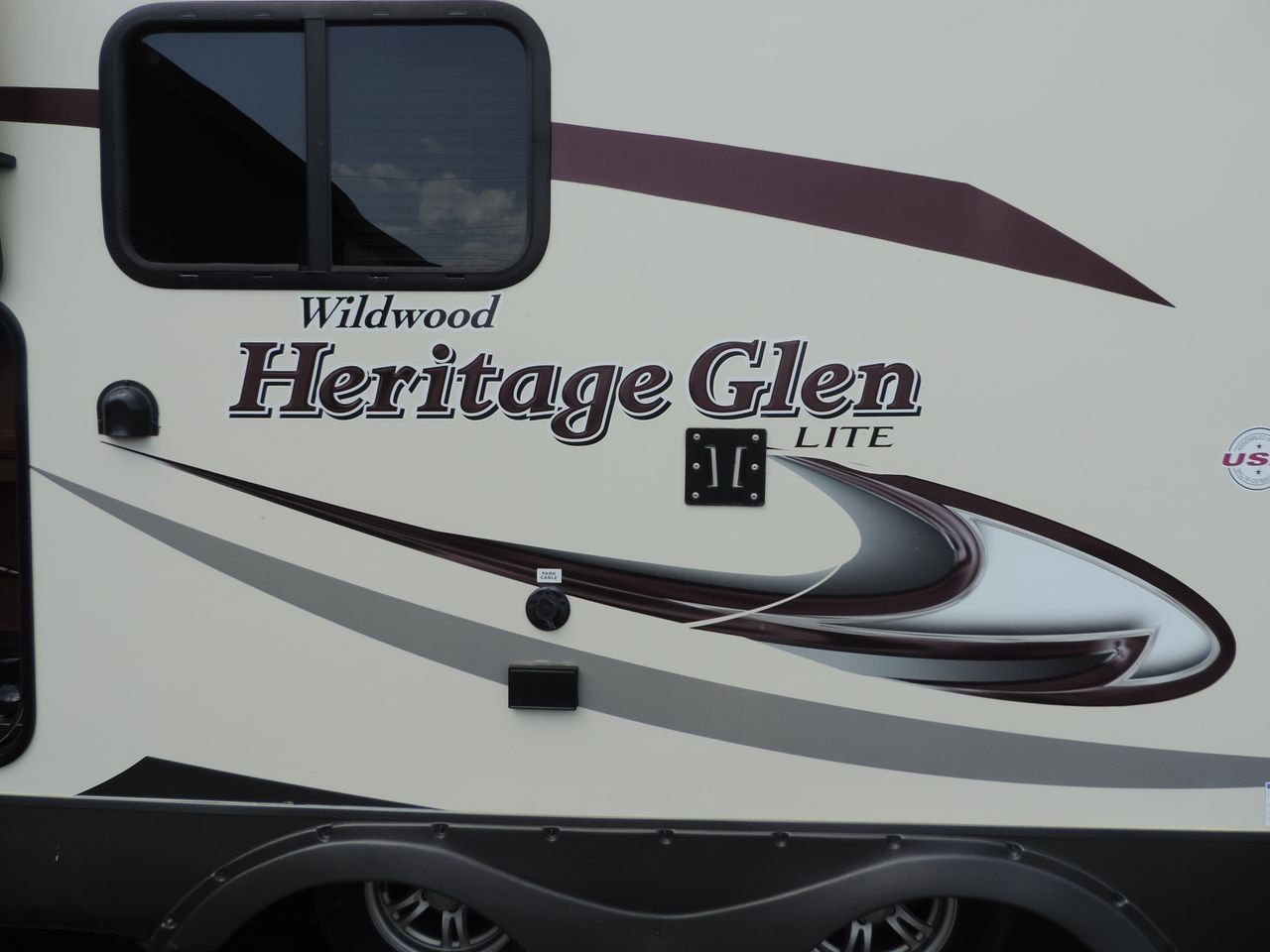 2017 Forest River  272RL Heritage Glen
