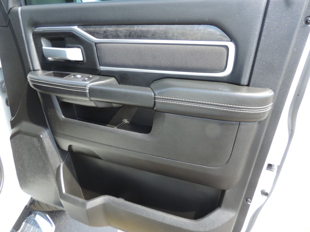2024 RAM 2500 Crew Cab Big Horn 4WD
