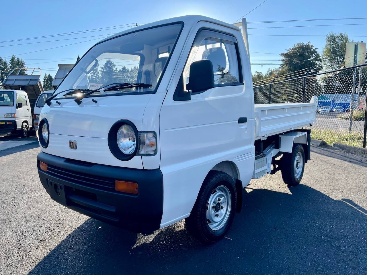 1993 Mazda Scrum Scissor Lift HD Dump 4WD, 2Hi-4Hi-4Lo, 4MT