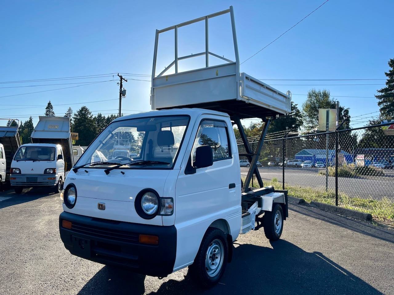 1993 Mazda Scrum Scissor Lift HD Dump 4WD, 2Hi-4Hi-4Lo, 4MT
