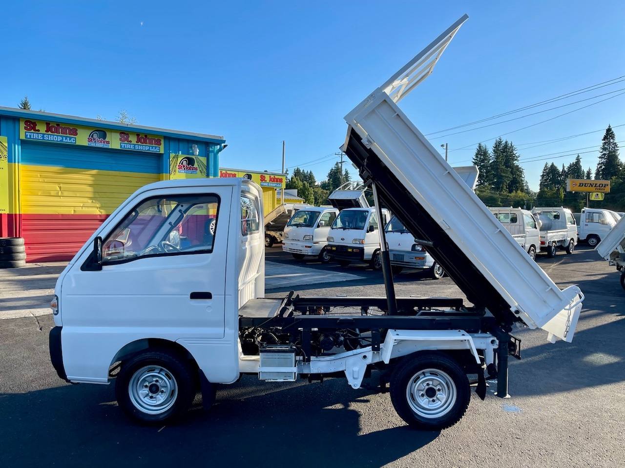 1993 Mazda Scrum Scissor Lift HD Dump 4WD, 2Hi-4Hi-4Lo, 4MT