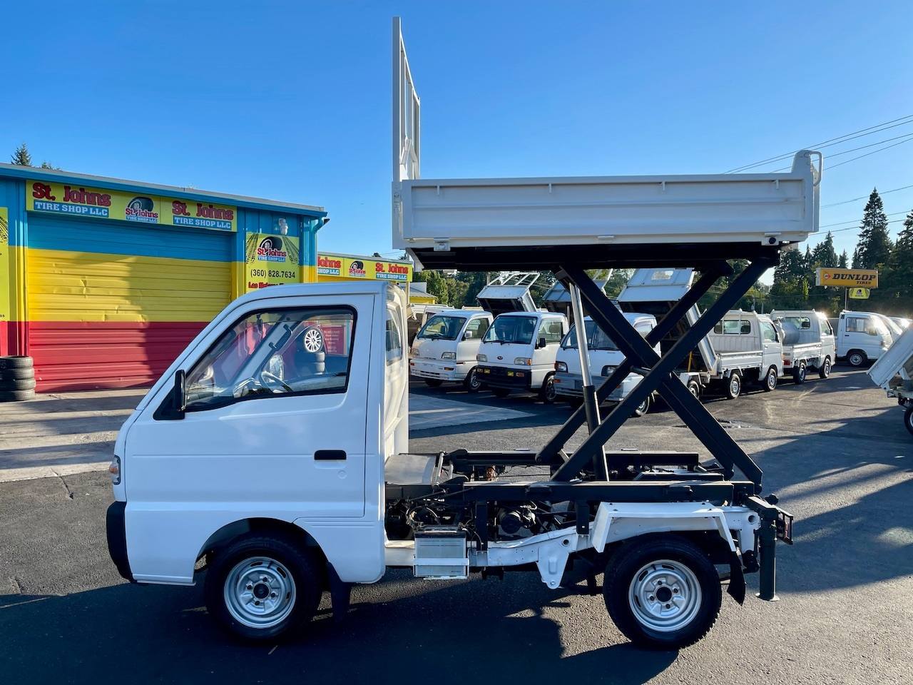 1993 Mazda Scrum Scissor Lift HD Dump 4WD, 2Hi-4Hi-4Lo, 4MT