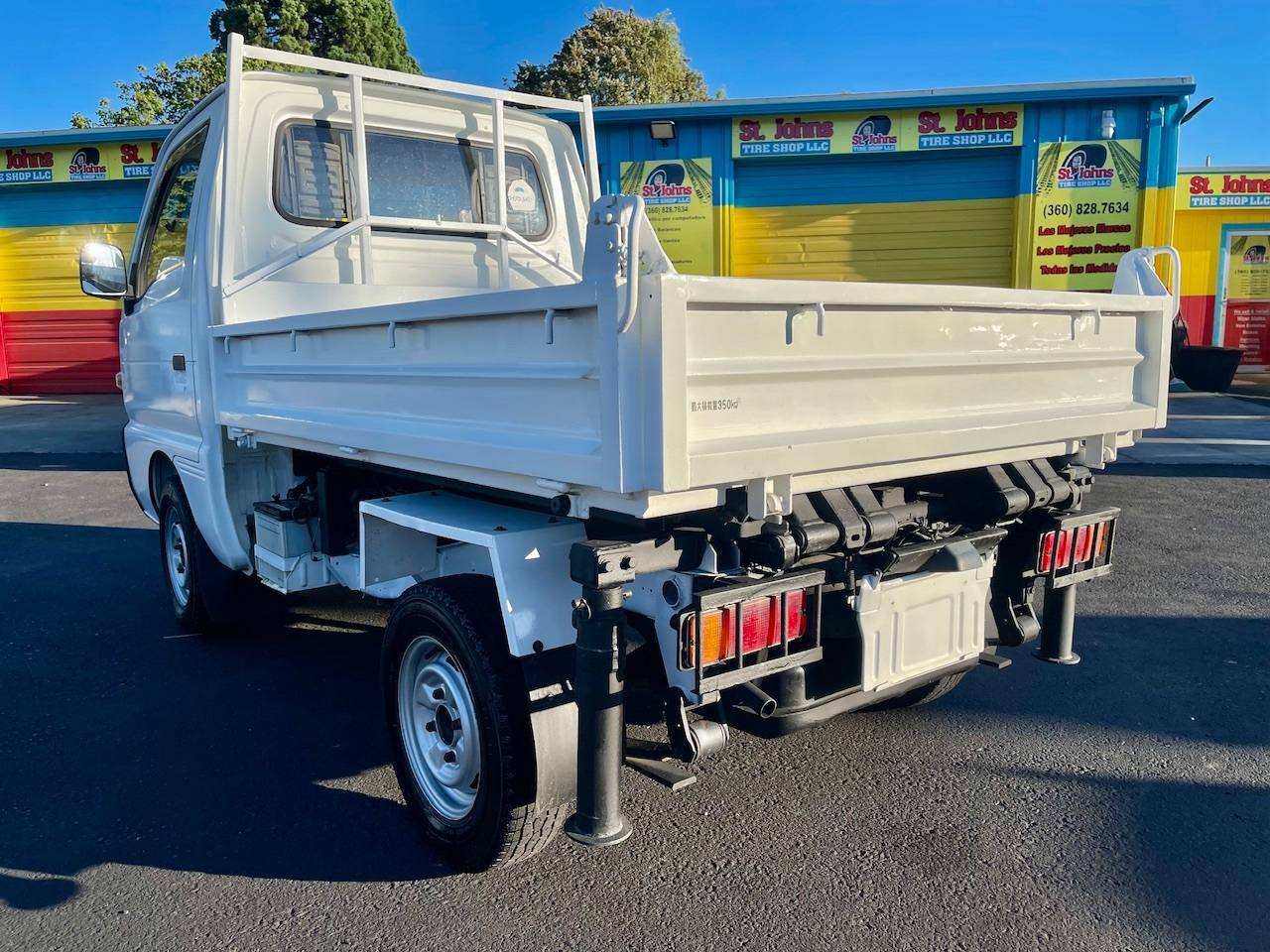 1993 Mazda Scrum Scissor Lift HD Dump 4WD, 2Hi-4Hi-4Lo, 4MT
