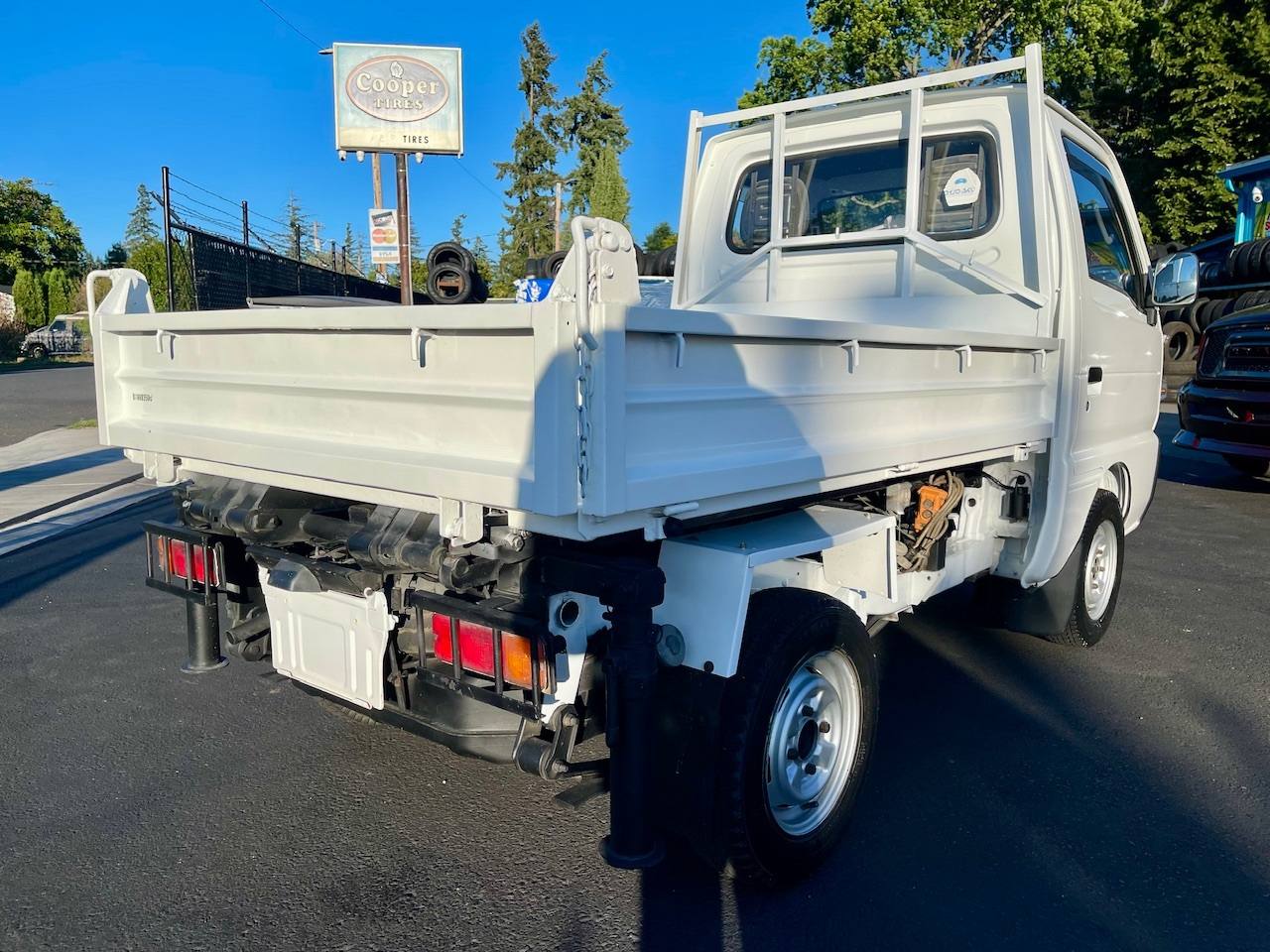 1993 Mazda Scrum Scissor Lift HD Dump 4WD, 2Hi-4Hi-4Lo, 4MT