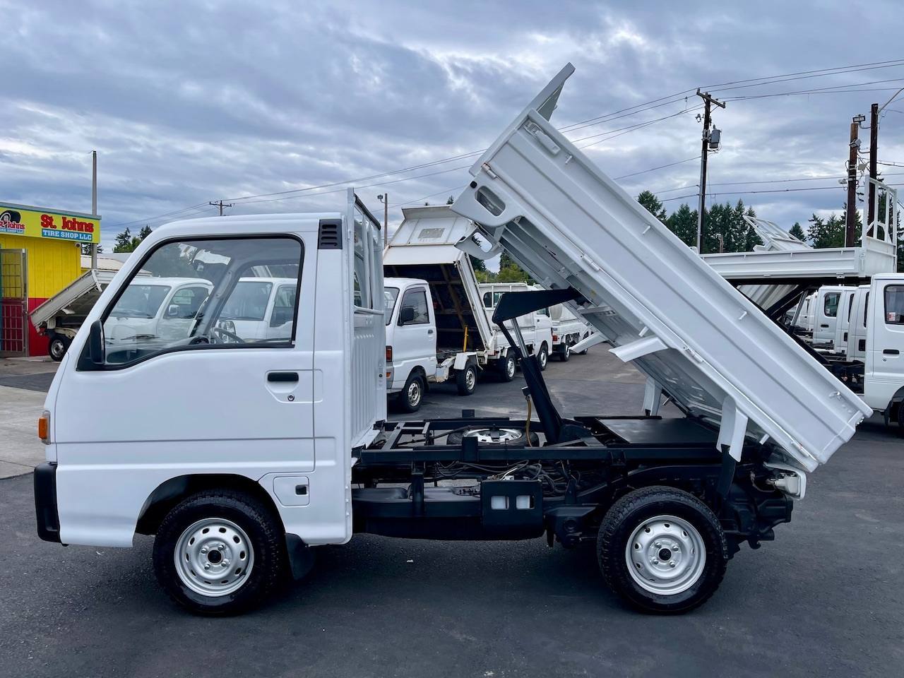 1992 Subaru Sambar SD Dump 4WD, 2Hi-4Hi, EL Gear, 5MT, Like New!