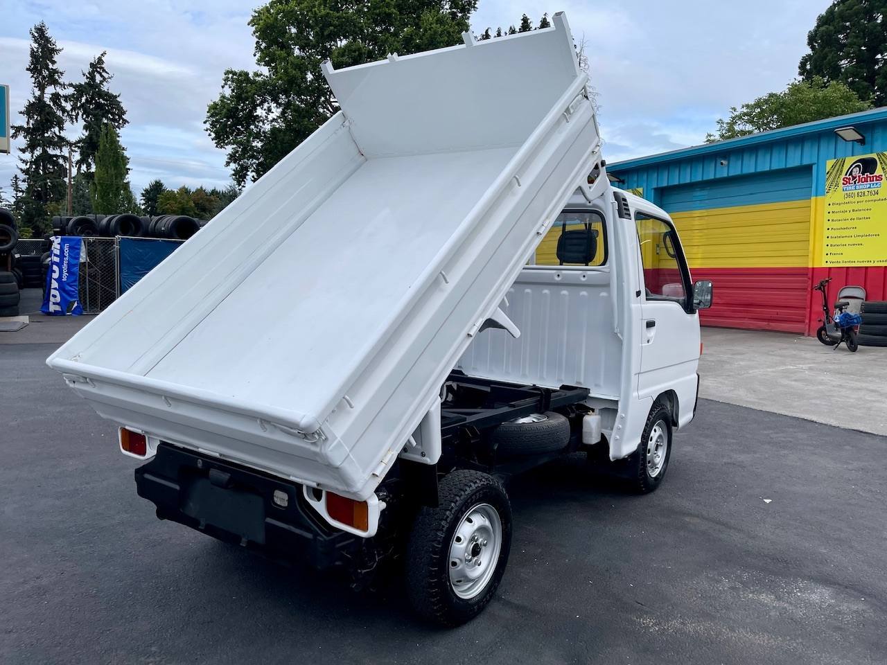1992 Subaru Sambar SD Dump 4WD, 2Hi-4Hi, EL Gear, 5MT, Like New!