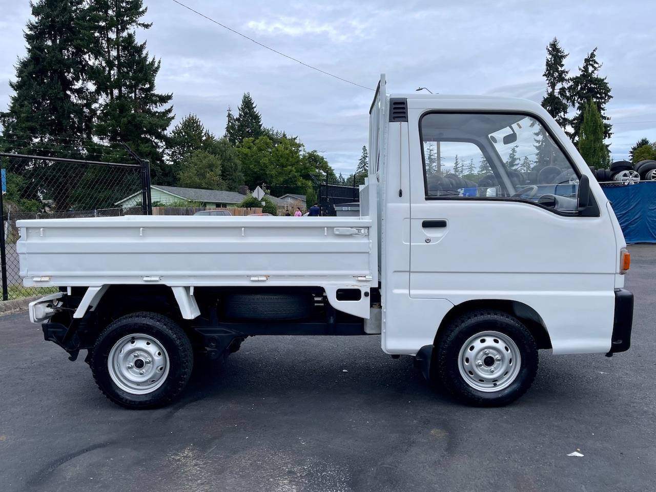 1992 Subaru Sambar SD Dump 4WD, 2Hi-4Hi, EL Gear, 5MT, Like New!