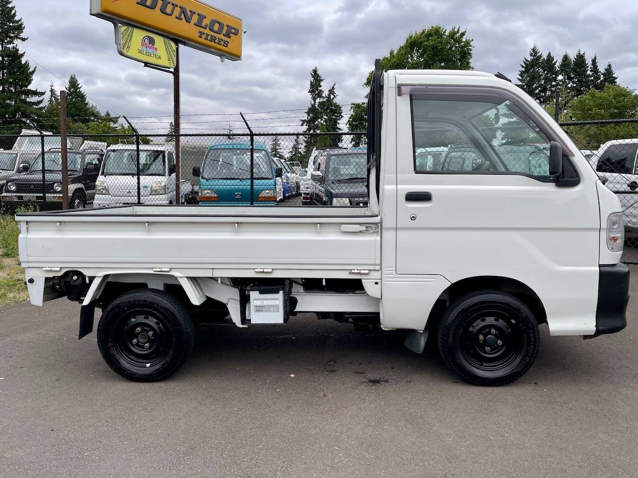 1999 Daihatsu Hi-Jet EFI DLI 4WD, 2Hi-4Hi, 5MT, ***Left Hand Drive***