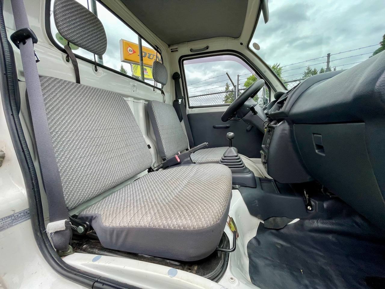 1999 Daihatsu Hi-Jet EFI DLI 4WD, 2Hi-4Hi, 5MT, ***Left Hand Drive***