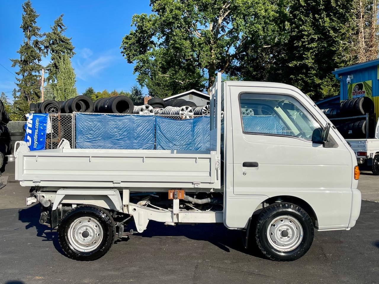1996 Suzuki Carry Hard Dump 4WD, 2Hi-4Hi-4Lo, 4MT, Like New!