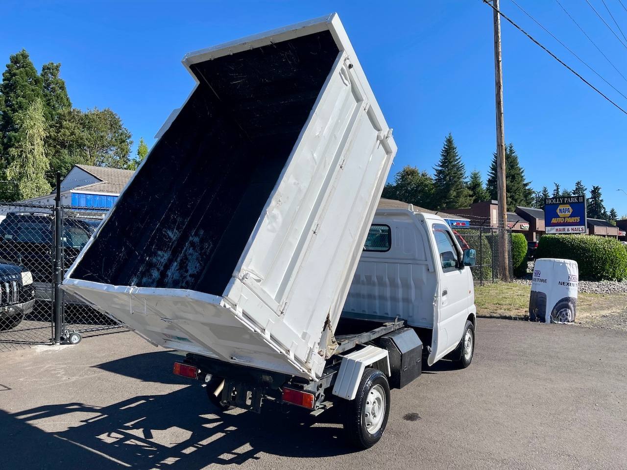 2000 Suzuki Carry Deep Dump 4WD, 2Hi-4Hi-4Lo, AC, PS, 5MT