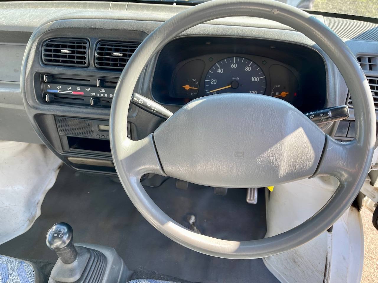 2000 Suzuki Carry Deep Dump 4WD, 2Hi-4Hi-4Lo, AC, PS, 5MT