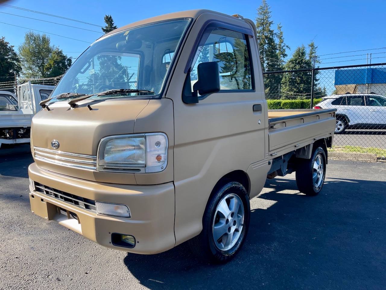 1999 Daihatsu Hi-Jet EFI DLI 4WD, 2Hi-4Hi, 5MT, Custom Paint, 14” Alloys
